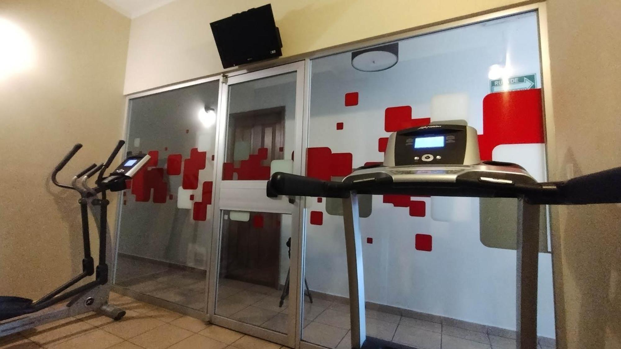 Hotel Mateos 1215 León Kültér fotó